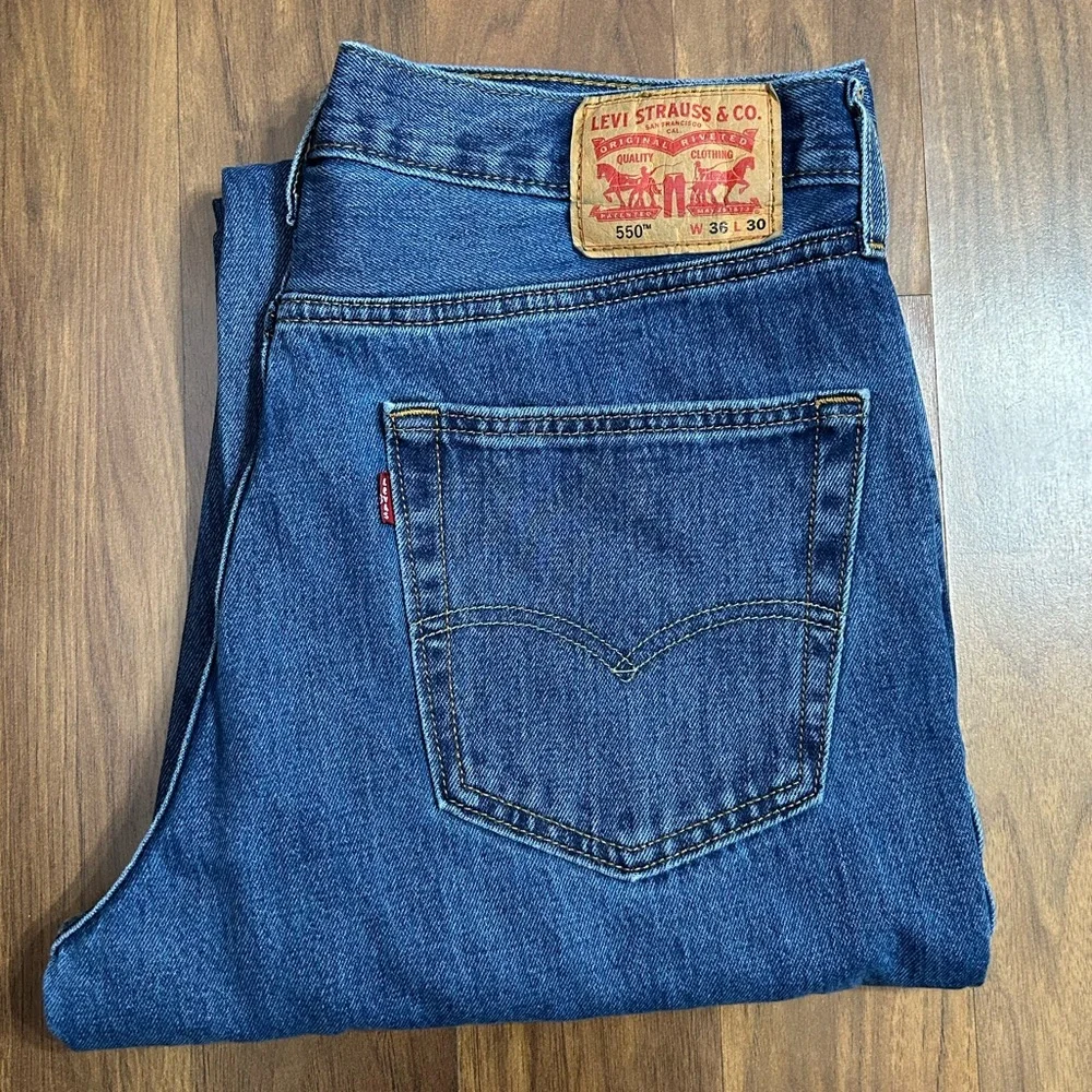 Levi's Men's 550 Relaxed Jeans - Classic Blue Size W36 L30